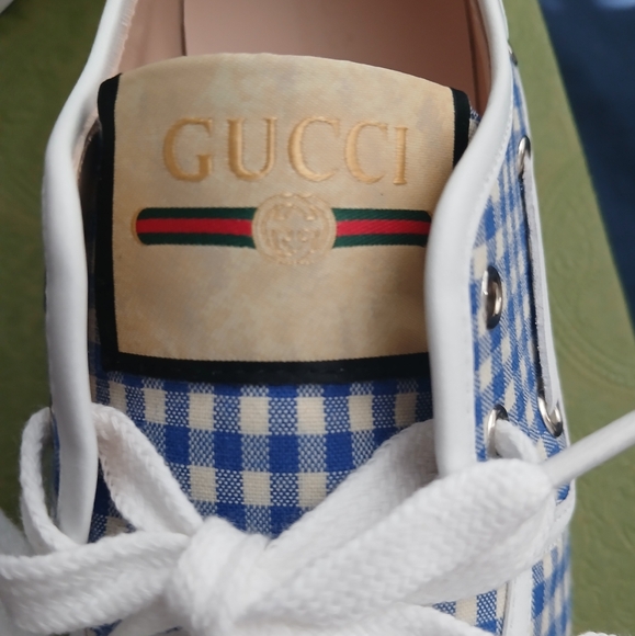 Gucci Graham Size 33 or Size 1.5Y Shoes - Picture 5 of 9